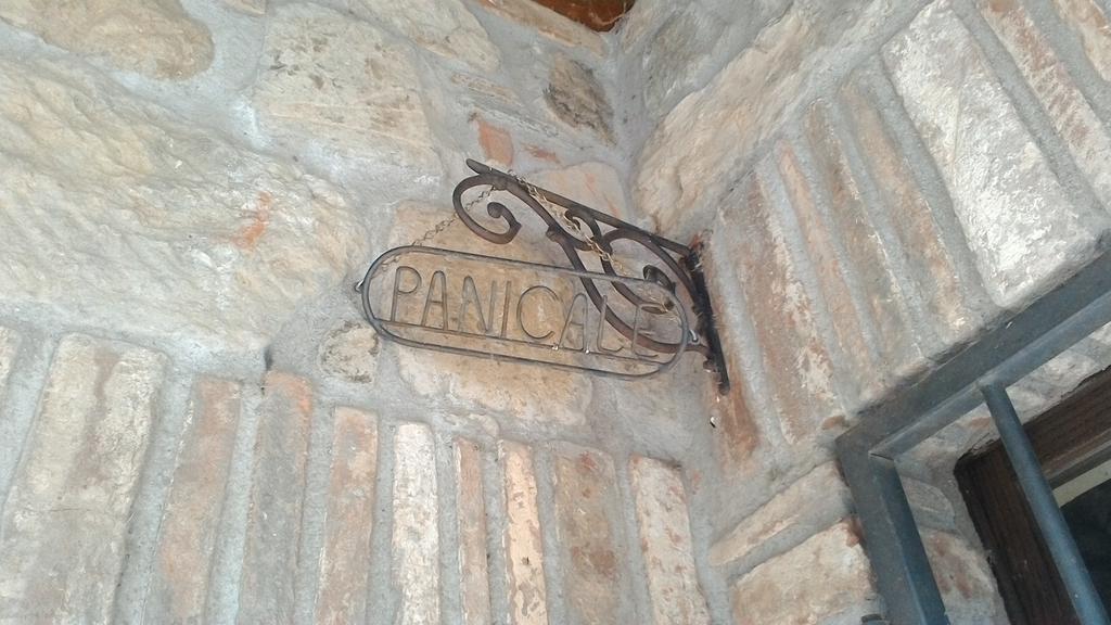 Casale Poggio Colpiccione Apartment Passignano sul Trasimeno Luaran gambar